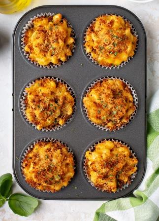 Mac & Cheese Muffins-copyright fahrwasser/AdobeStock.com