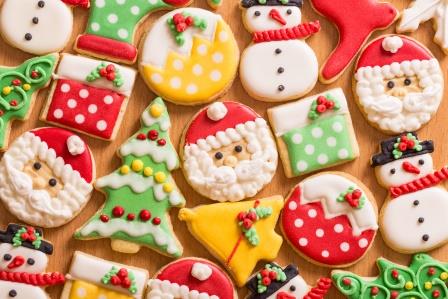 Christmas Cookies-copyright suzanam/AdobeStock.com