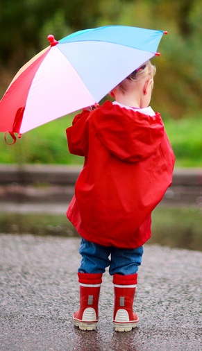 Child with Umbrella-copyright BlueOrange Studio/Fotolia.com