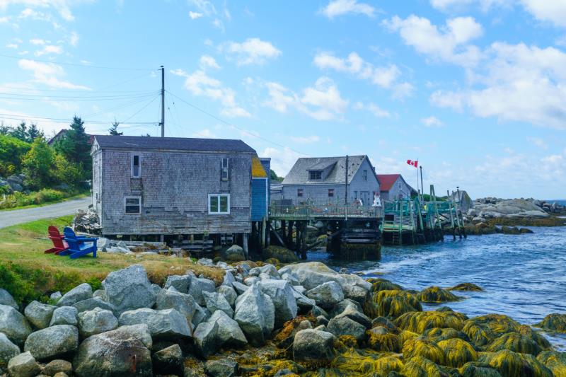 Nova Scotia-copyright RnDmS/Fotolia.com